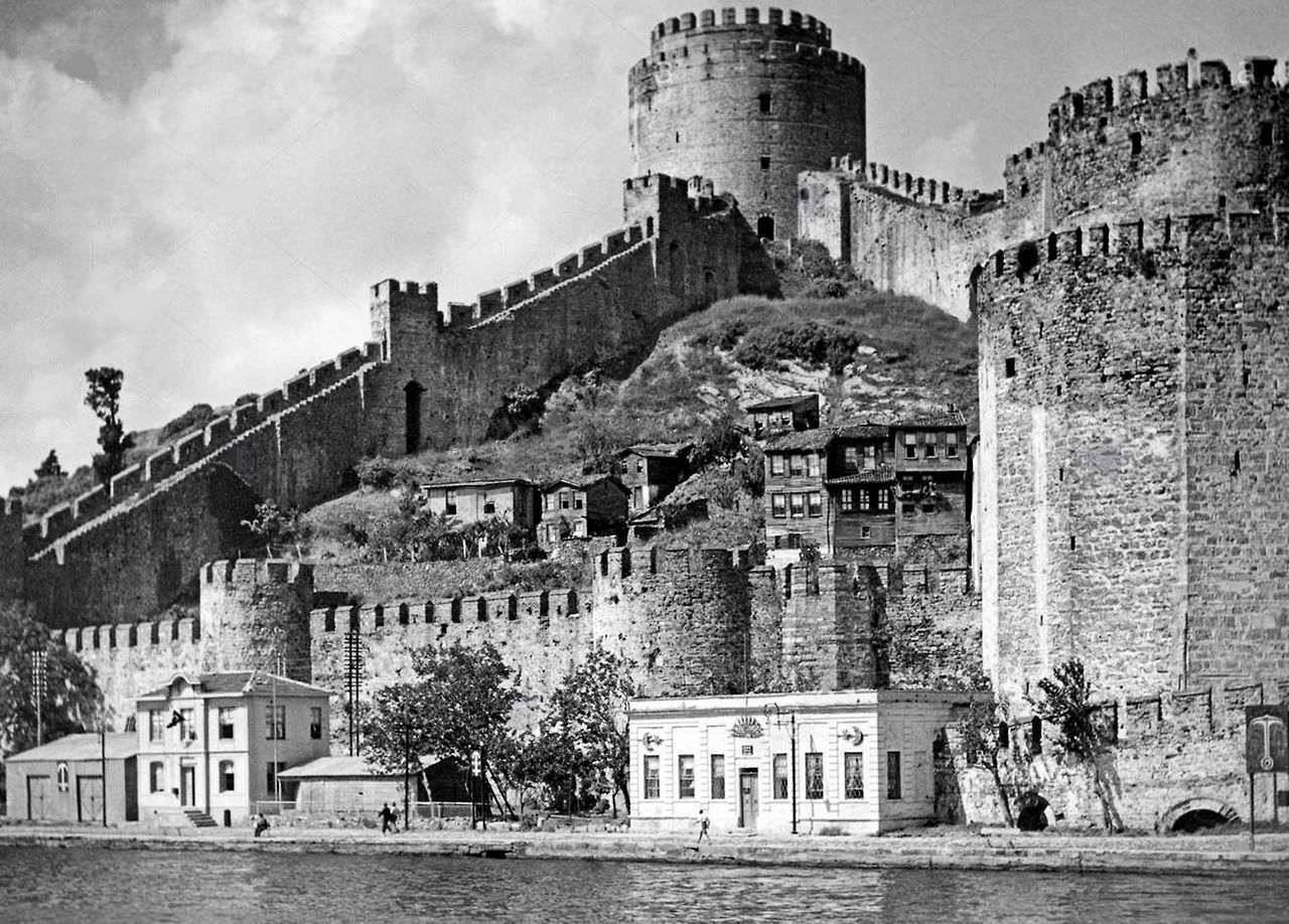 Rumeli Hisarı kalesinin tarihi fotoğrafları